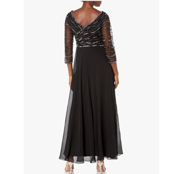NWOT J Kara Women's 3/4 Sleeve Beaded Gown Black Size: 12 - Picture 2 of 4